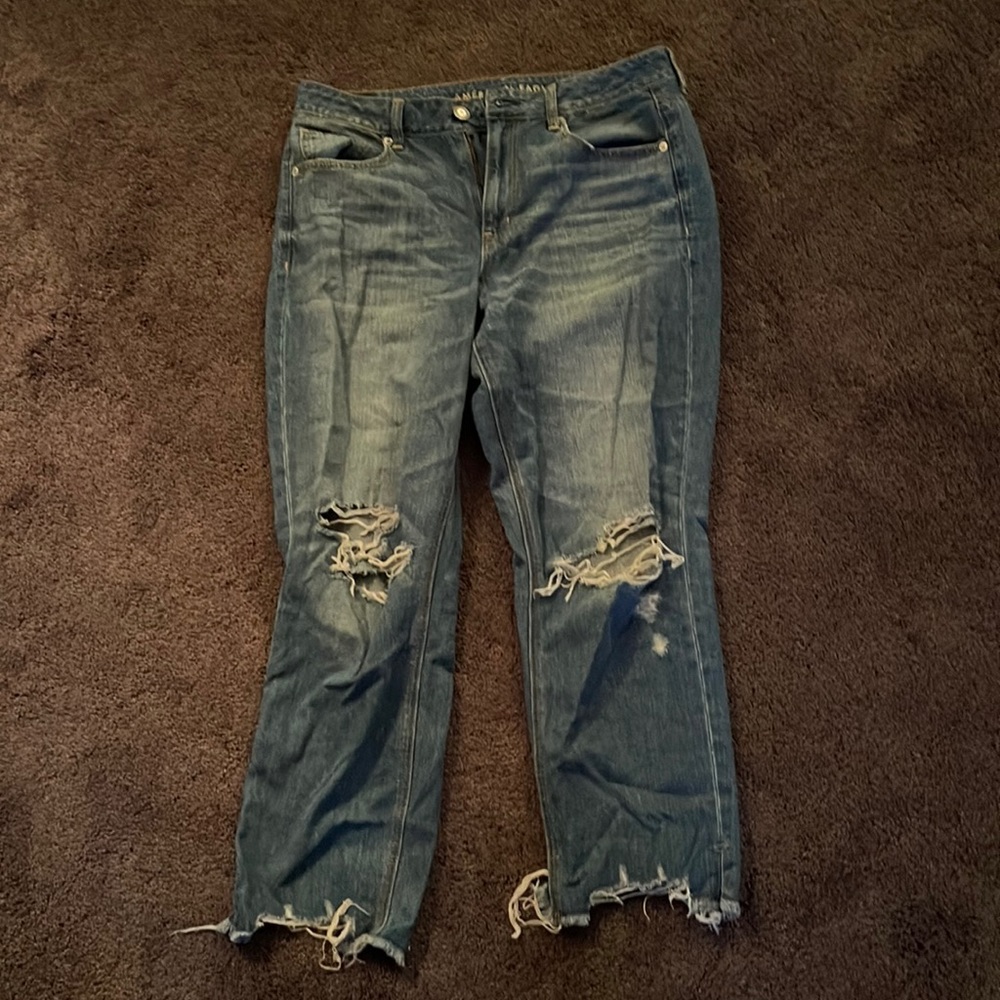 American eagle mom jeans